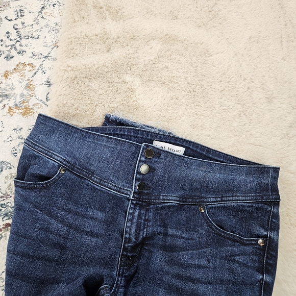 Lane Bryant Flex Magic Waistband High Rise Jegging Three Button Plus Size 14 - Picture 3 of 7